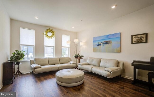 Foto del edificio - 1481 Rdg Trl Cir