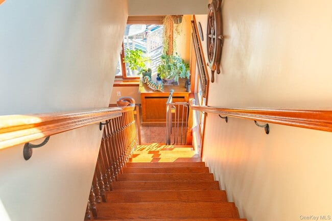 Foto del edificio - 49 Bayview Ave W