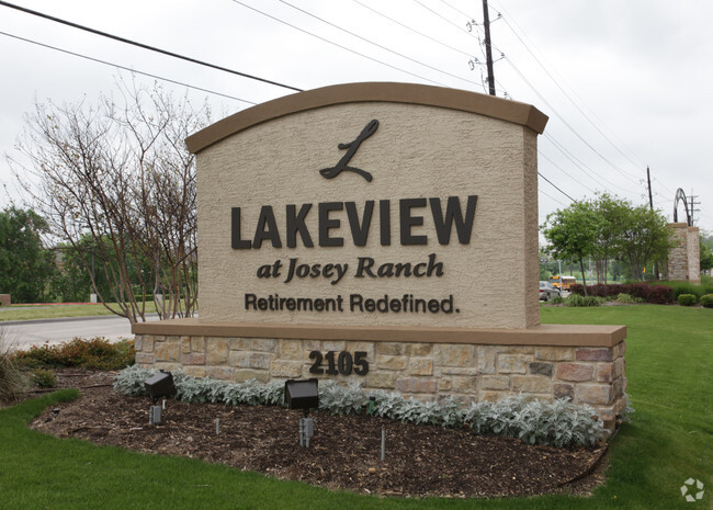 Foto del edificio - Lakeview at Josey Ranch