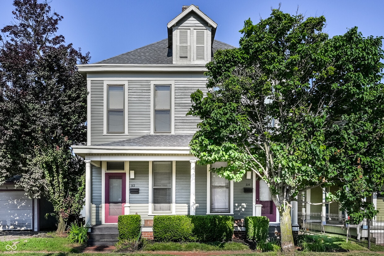 Primary Photo - 314 N College Ave