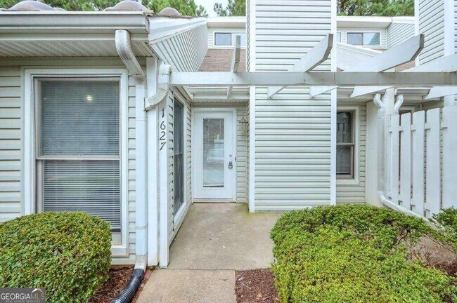 Building Photo - 1627 Homestead Trl