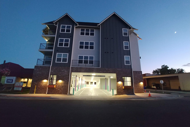 Building Photo - JLofts Downtown