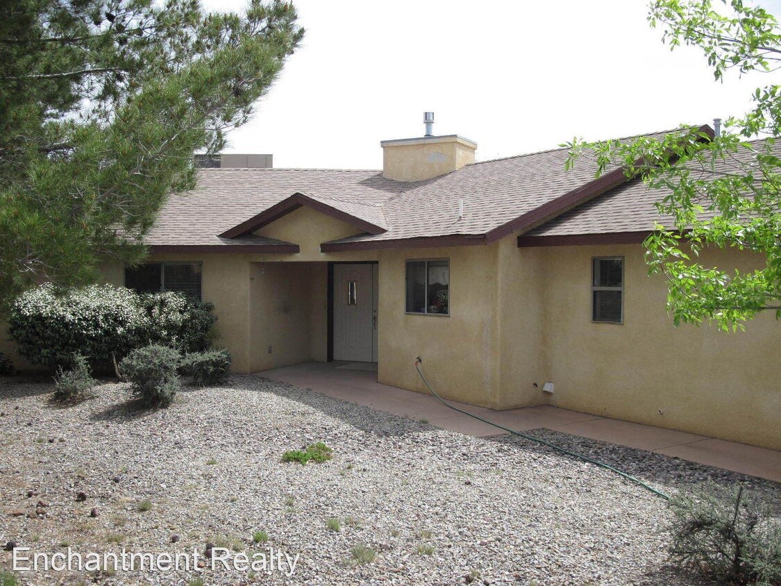 Primary Photo - 3 br, 2 bath House - 119 Ridge Rd
