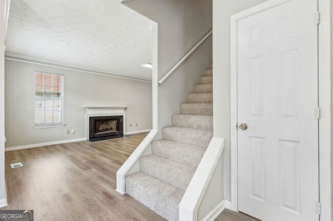 Foto del edificio - 525 Abbotts Hill Ln