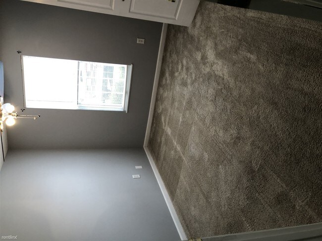 Building Photo - 695 Winding Stream Way