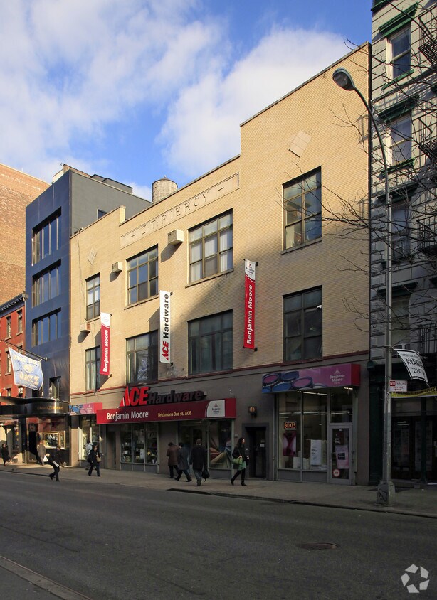 Primary Photo - Z.T. Piercy Building