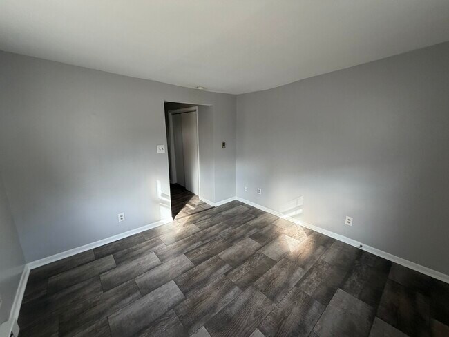 Foto del edificio - 148 N Church St