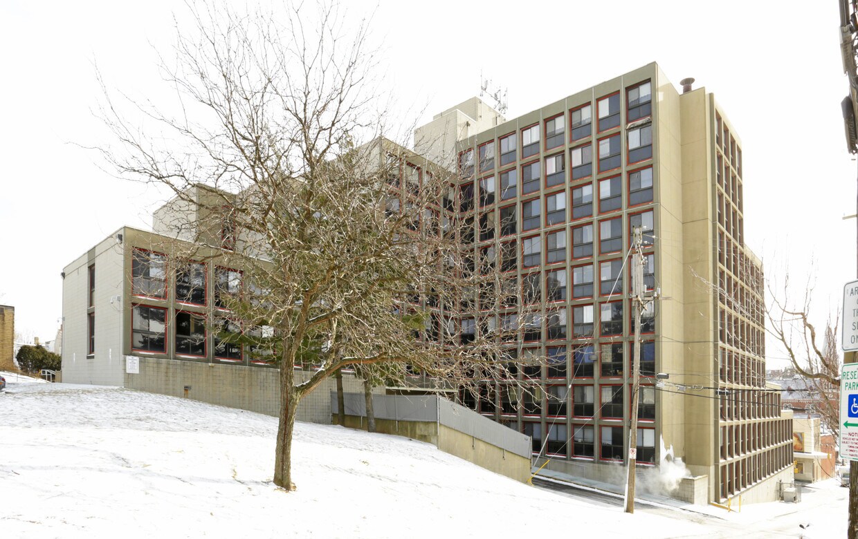 Building Photo - Caliguri Plaza
