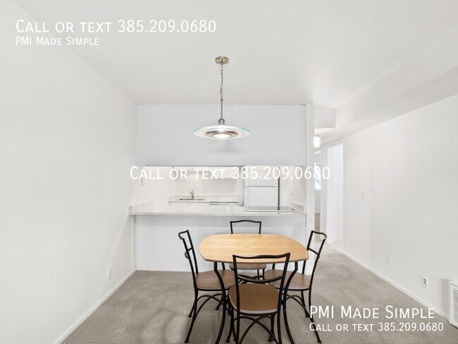 Building Photo - MOVE IN SPECIAL! Great 2 BR Condo in SLC!
