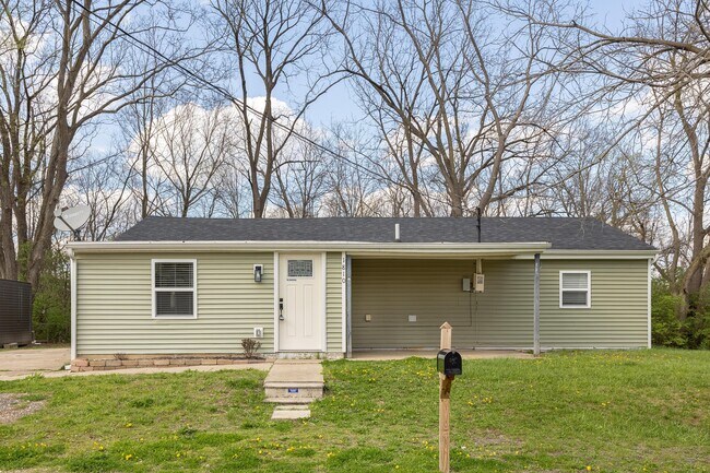 Foto del edificio - 1810 Tanis Dr