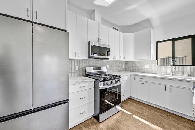 Foto del edificio - 618 N Vista St