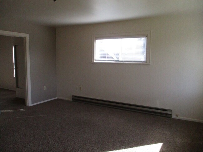 Foto del edificio - 3402 Columbia Heights Rd