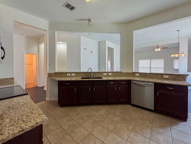 Foto del edificio - 44 Heron Dr