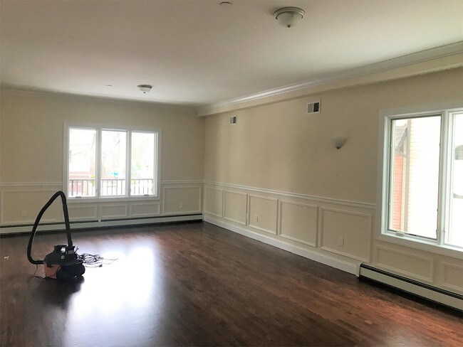 Photo - 210 Ridgecrest Ave