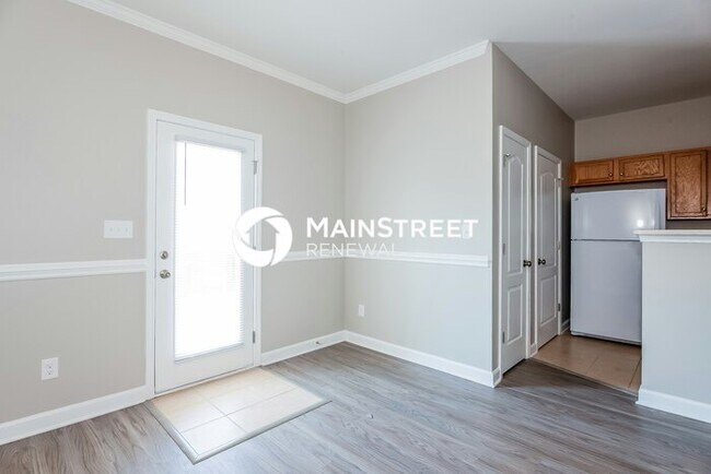 Building Photo - 3 Bedroom Pet-Friendly Home in Huntersville, NC with Main Street Renewal