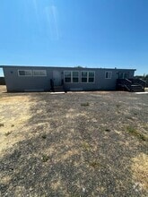 Building Photo - 12430 Lancaster Rd