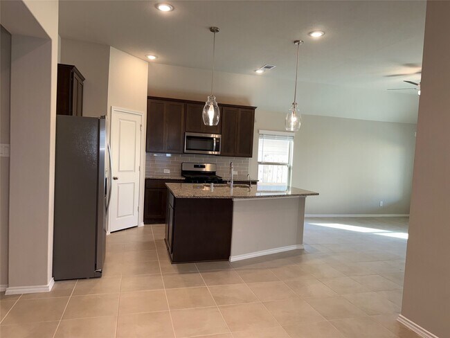 Foto del edificio - 31965 Retama Rnch Dr