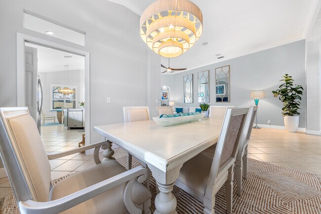 Building Photo - 7236 Orchid Island Pl