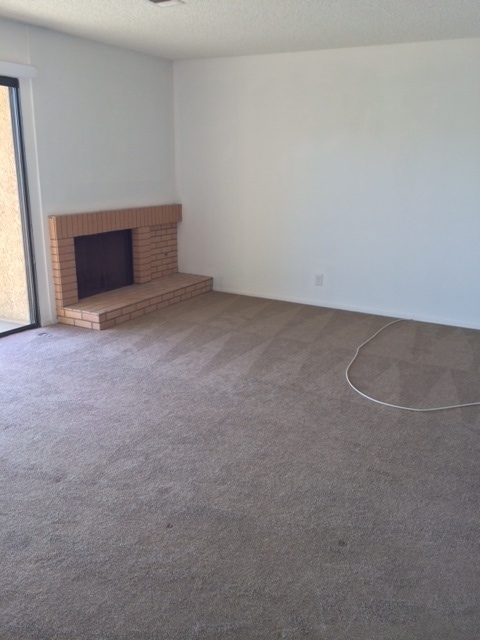 Building Photo - Tri-Level Seaview Condo with Amazing Ocean Views!