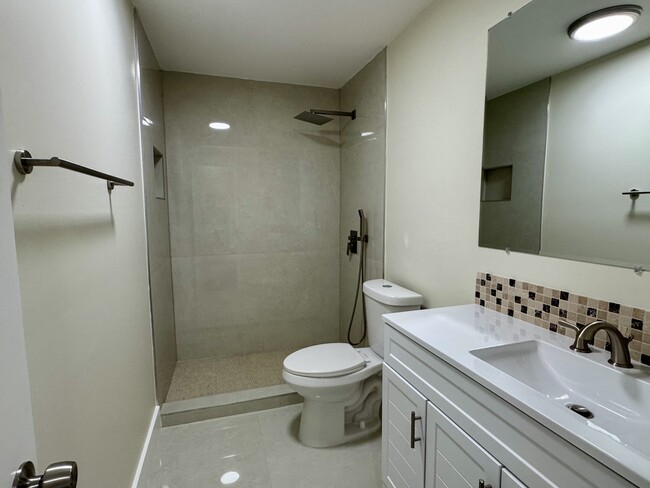 Foto del edificio - 19360 SW 103rd Ct