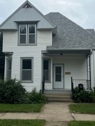 Building Photo - 507 Center Ave