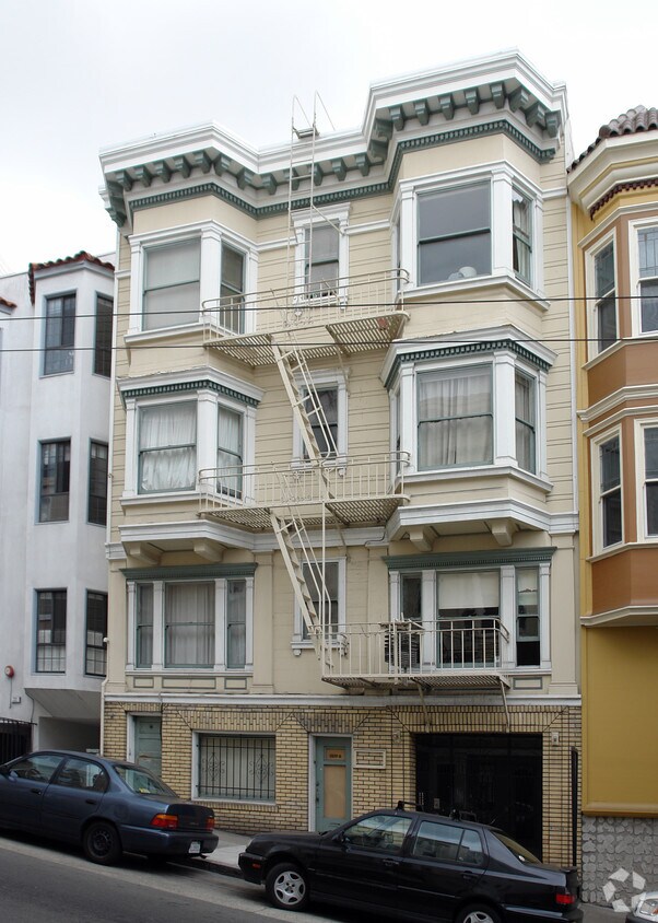 Building Photo - 1539 Clay St