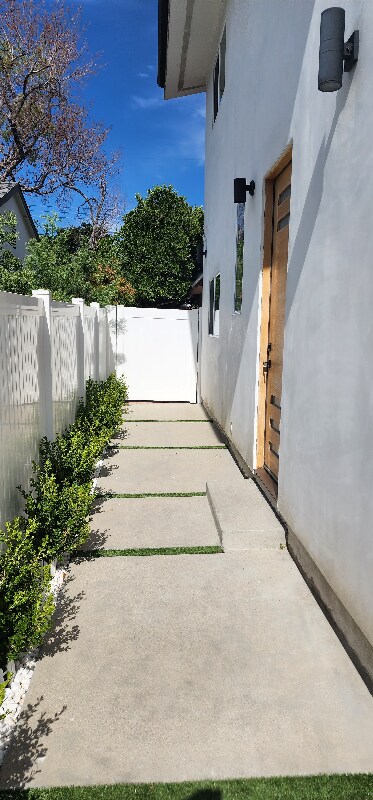 Foto del edificio - 6653 Melba Ave