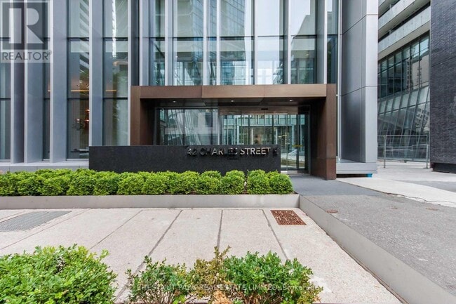 Building Photo - 50 Charles St E