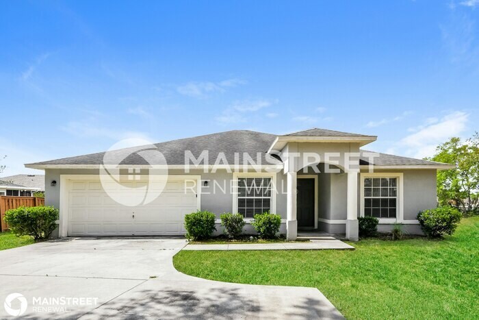 Foto principal - 333 Erie Ct, Kissimmee, FL 34759