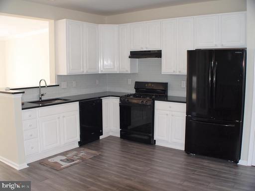 Foto del edificio - 9710 Redwing Dr