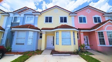 Building Photo - 1236 S Beach Cir
