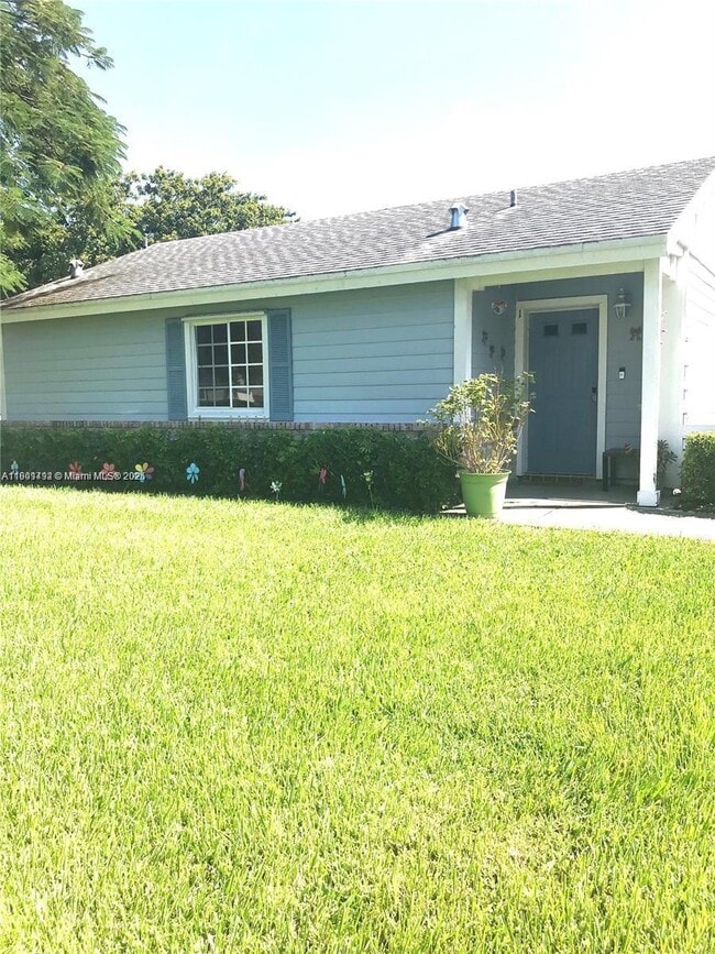 Building Photo - 13796 SW 149th Cir Ln