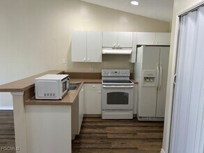 Building Photo - 2453 Daniel Ave N