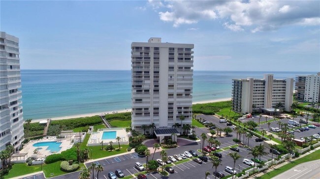 Building Photo - 9960 S Ocean Dr