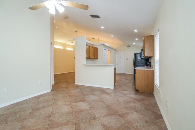 Building Photo - 10710 Wildlife Pl