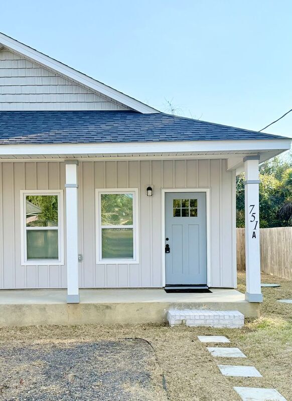 Building Photo - 751 Lloyd Alley