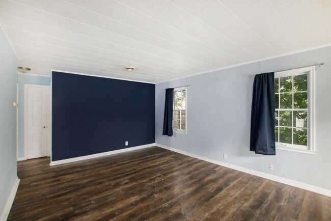 Photo - 1012 Woodbine Ave House