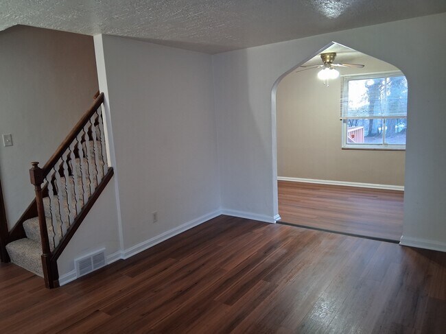 Sala de estar - 405 Commonwealth Ave