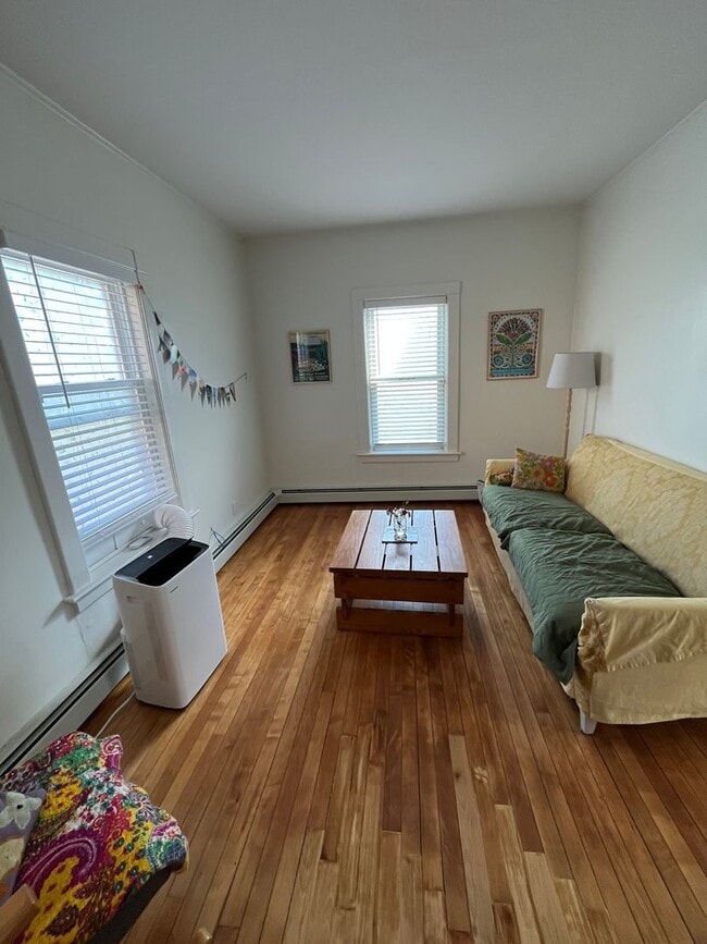 Building Photo - 61 Lakeview Terrace