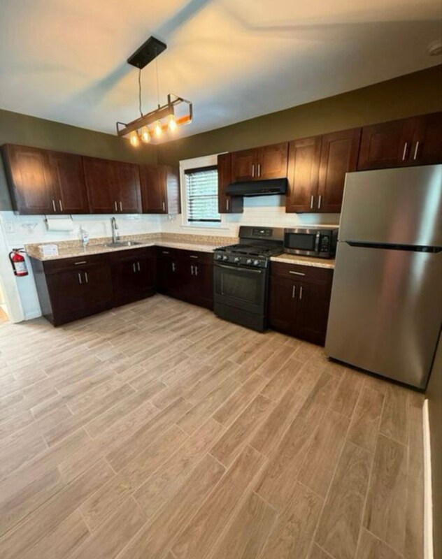 Foto principal - 590 Chestnut St