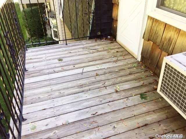 Foto del edificio - 2 Anchorage Ln