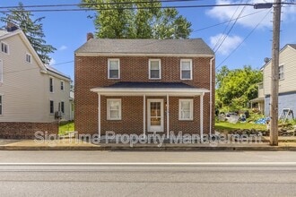 Building Photo - 106 Potomac St