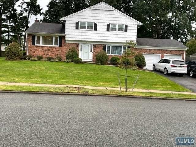 Primary Photo - 45 Merritt Dr