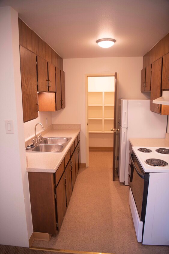 Foto principal - 840 Plymouth Dr