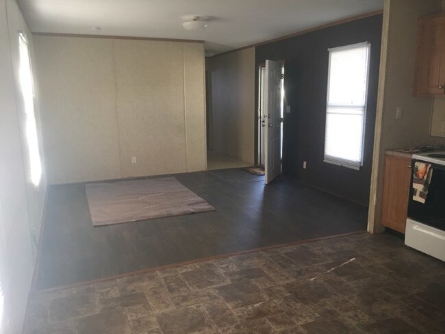 Building Photo - 4831 Bade Dr