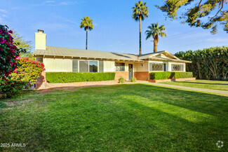 Building Photo - 3009 N Valencia Ln