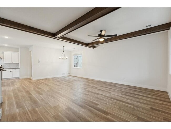 Building Photo - 8689 Deerwood Ln N