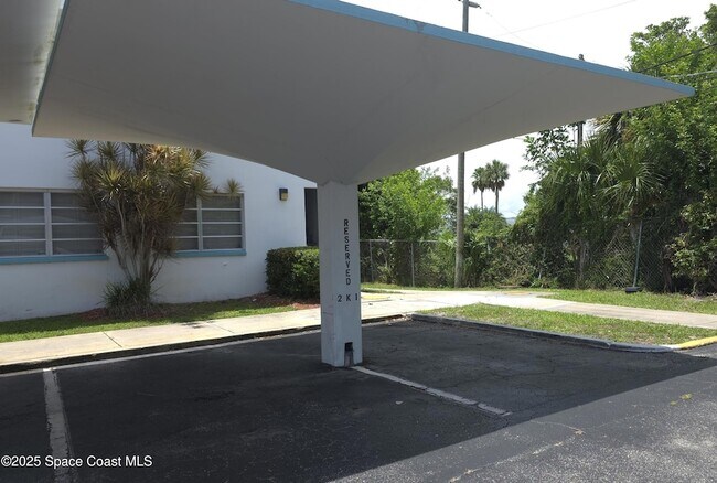 Foto del edificio - 8401 N Atlantic Ave