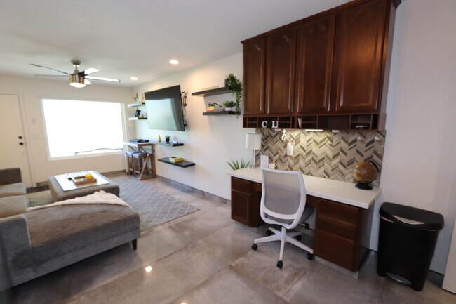 Foto del edificio - 9639 Spyglass Ave