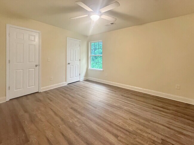 Foto del edificio - North Hall Ranch Available Immediately